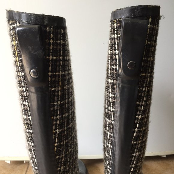 Boots - Picture 4 of 4